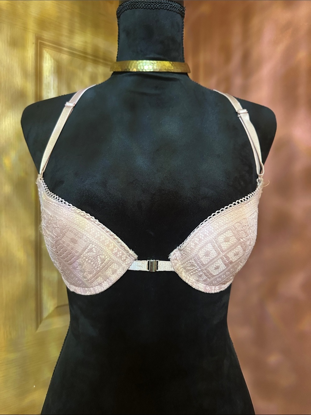 Rue21 Light Pink Lace Front-Close Push-Up Bra
